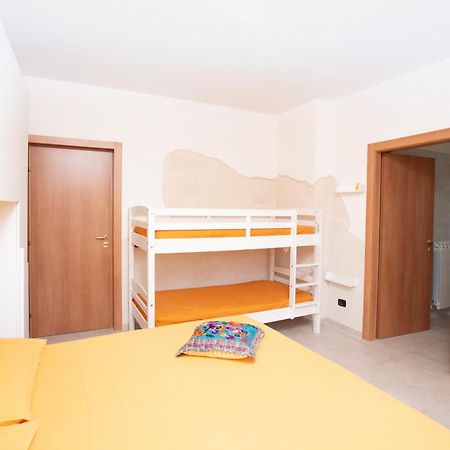 B&B Montedarena Пулзано Екстериор снимка