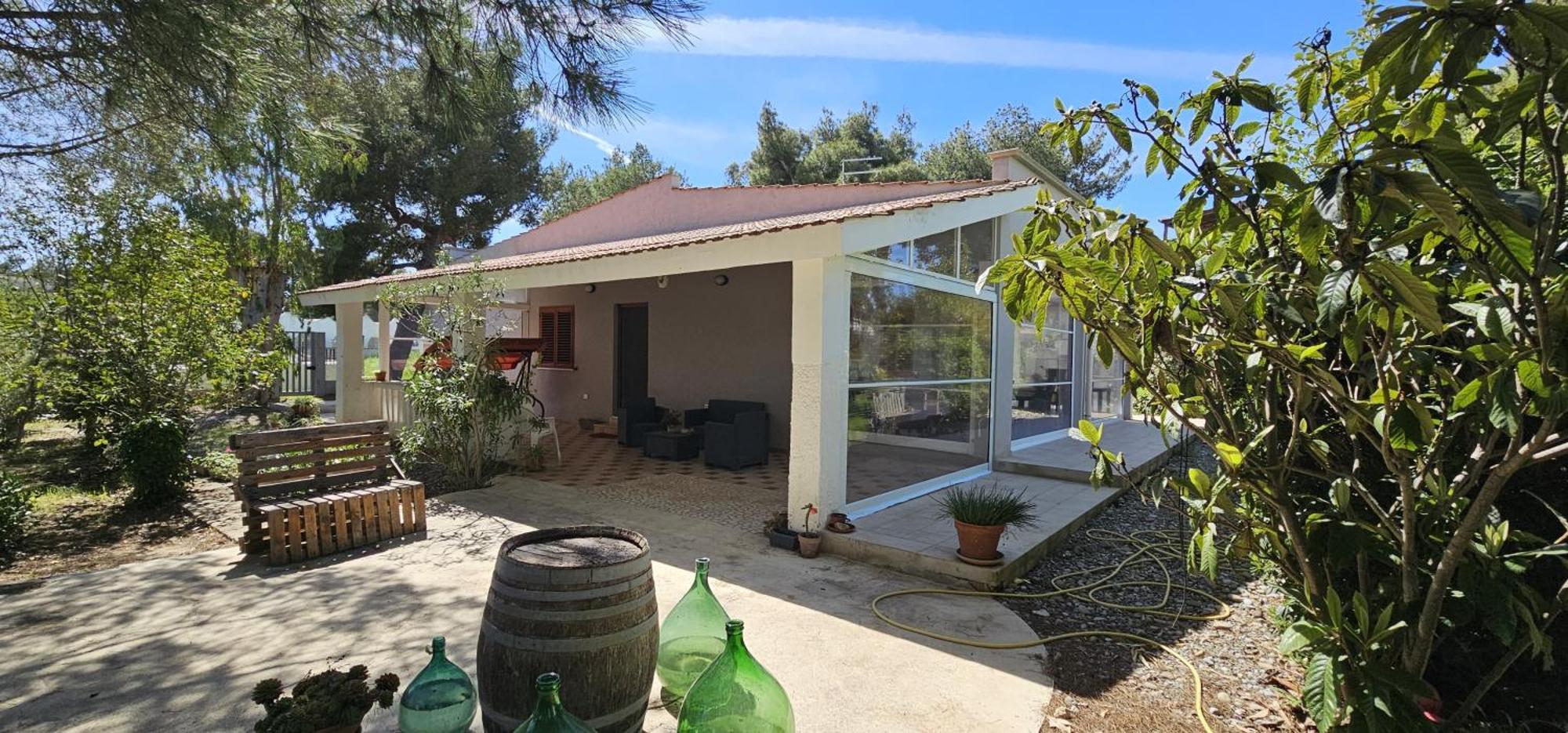 B&B Montedarena Пулзано Екстериор снимка